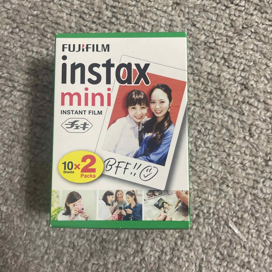 富士フイルム(フジフイルム)の富士フイルム チェキ フイルム(20枚入) スマホ/家電/カメラのカメラ(その他)の商品写真