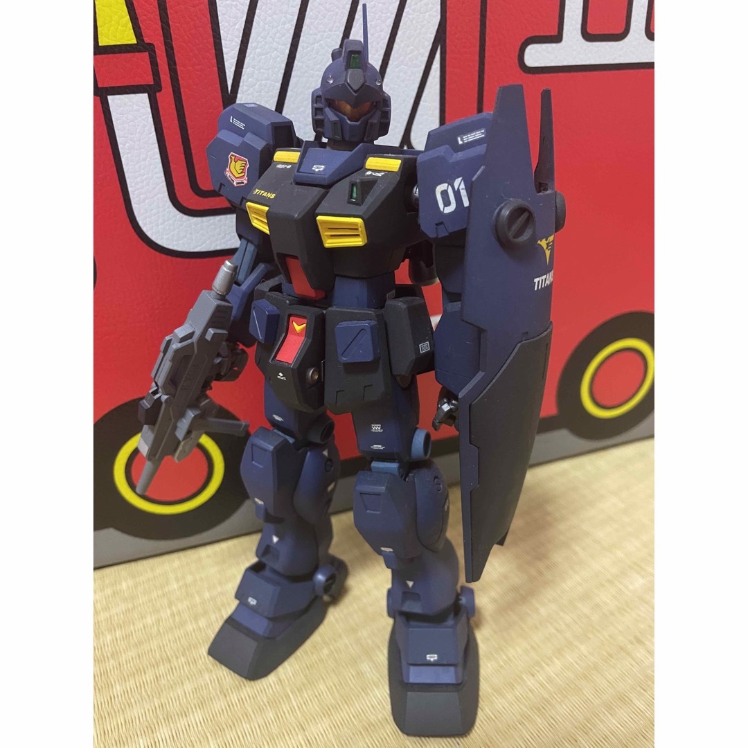 全塗装 MG ジム・クゥエル エンタメ/ホビーのおもちゃ/ぬいぐるみ(模型/プラモデル)の商品写真