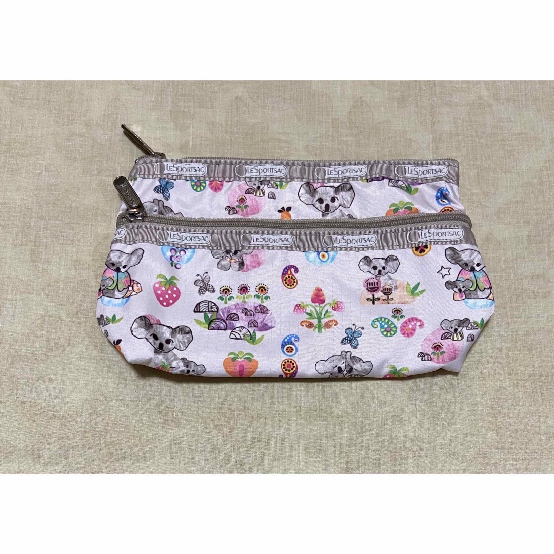 LeSportsac(レスポートサック)の【新品】レスポートサック　ポーチ　コアラ エンタメ/ホビーのおもちゃ/ぬいぐるみ(キャラクターグッズ)の商品写真