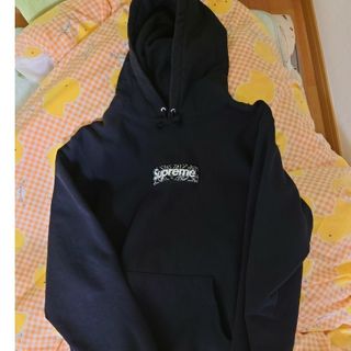 Supreme - シュプリーム SUPREME スパンコールロゴパーカ S 黒