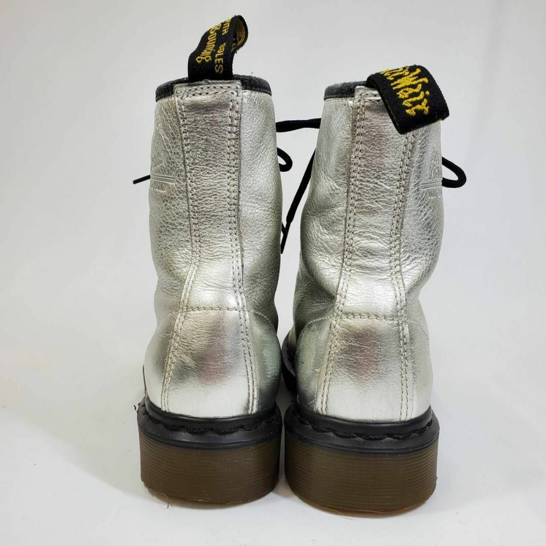 Dr.Martens(ドクターマーチン)のN309　Dr.Martens　ドクターマーチン　11821 　シルバー　37 レディースの靴/シューズ(ブーツ)の商品写真