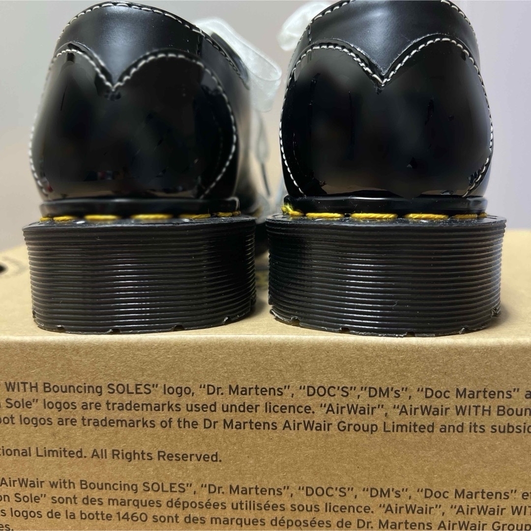 Dr.Martens(ドクターマーチン)の新品同様☆ドクターマーチン バレンタイン限定 1461 HEARTS 3ホール レディースの靴/シューズ(ローファー/革靴)の商品写真