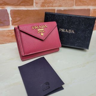 プラダ 財布(レディース)(メタル)の通販 800点以上 | PRADAの ... 16日24時削除‼️美品✨ PRADA プラダ コンパクト 折り財布 レッド系