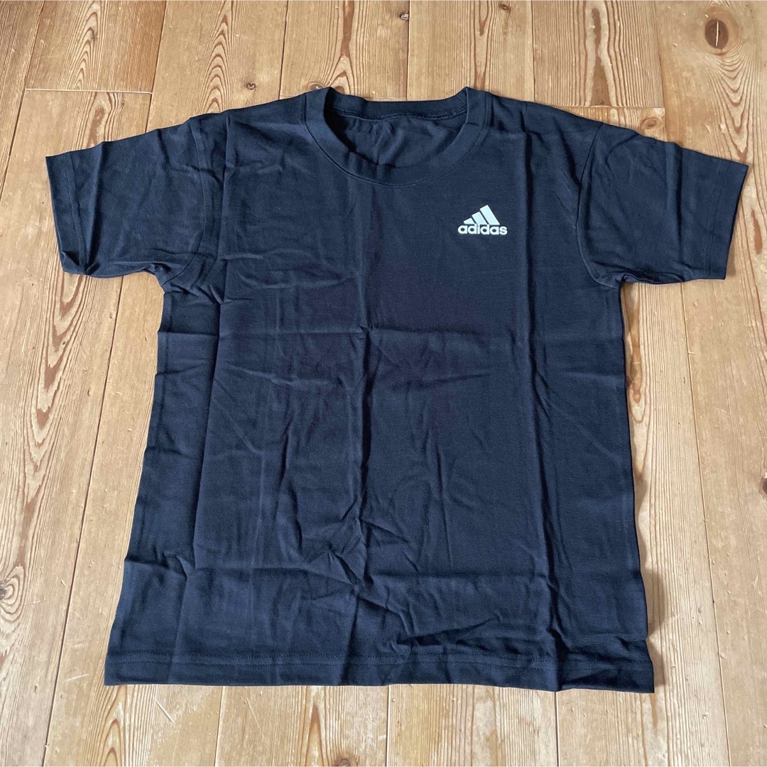 adidas(アディダス)のadidas 速乾Tシャツ150cm キッズ/ベビー/マタニティのキッズ服男の子用(90cm~)(Tシャツ/カットソー)の商品写真