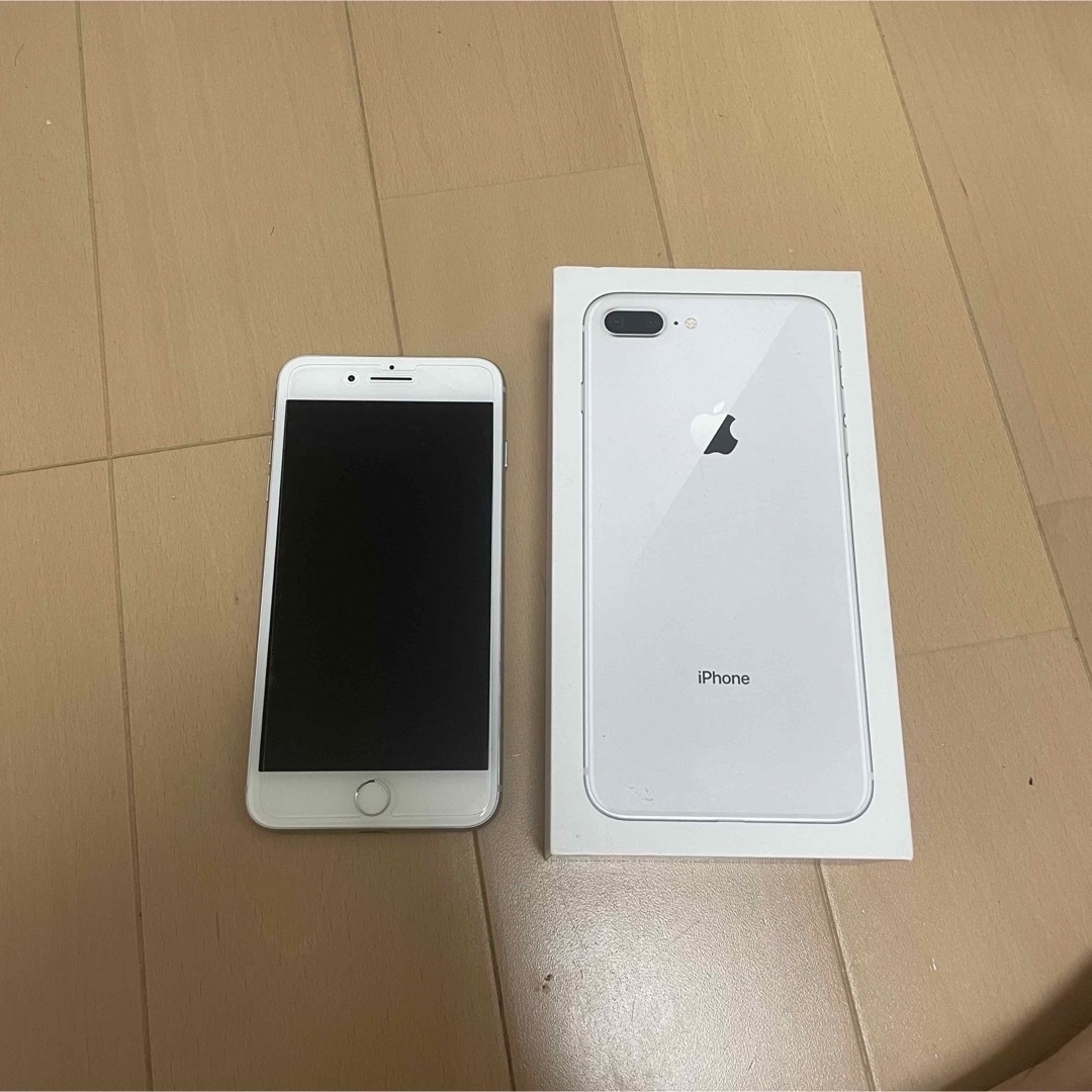 iPhone8plus 64GB