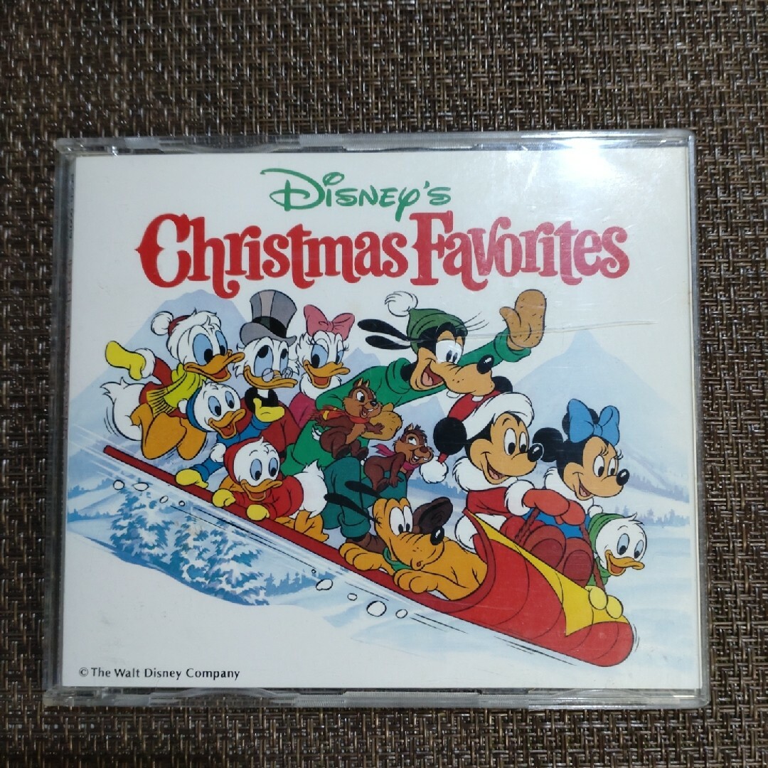 Disney(ディズニー)のDisney's/Christmas Favorites/CD/レンタル落ち エンタメ/ホビーのCD(アニメ)の商品写真