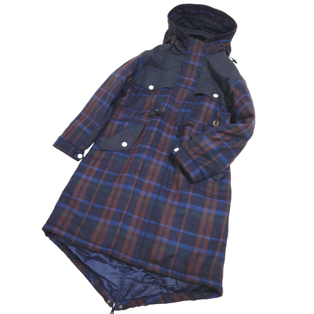 FRED PERRY - 【美品】FRED PERRY パネルフィッシュテールパーカー