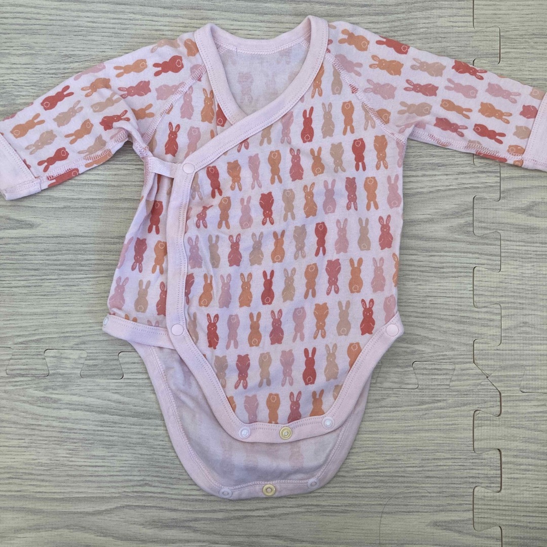 UNIQLO(ユニクロ)の赤ちゃん肌着60 セット キッズ/ベビー/マタニティのベビー服(~85cm)(肌着/下着)の商品写真