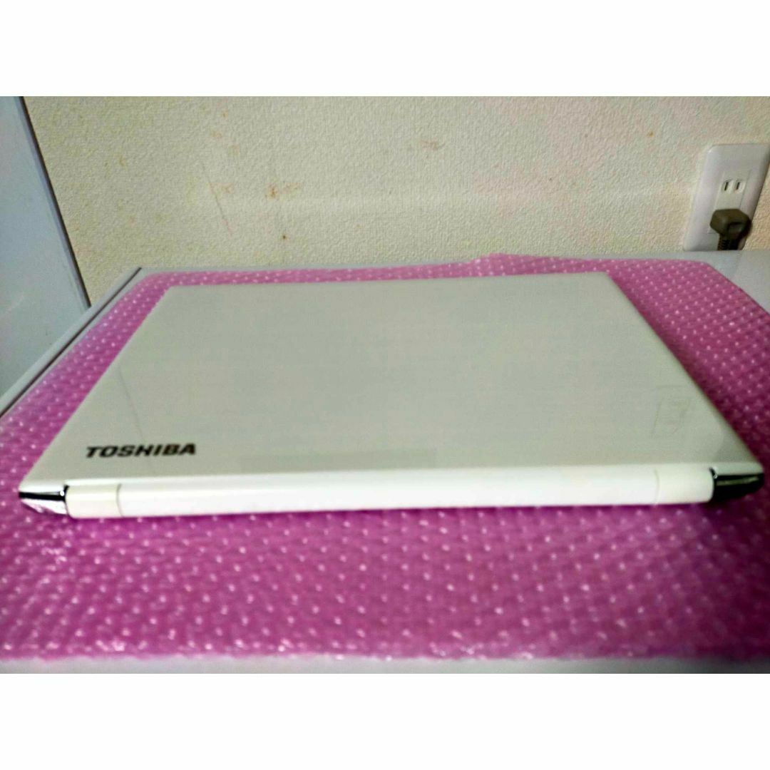 TOSHIBA(東芝) i5 6200u/4GB/SSD 256GB