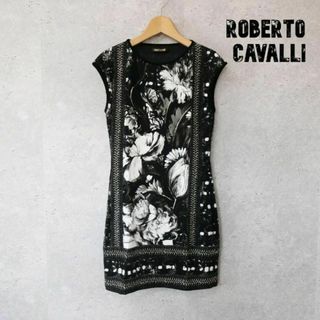 ロベルトカヴァリの通販 700点以上 | Roberto Cavalliを買うならラクマ