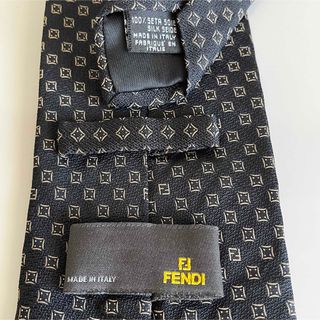 フェンディ(FENDI)のフェンディ　ネクタイ (ネクタイ)