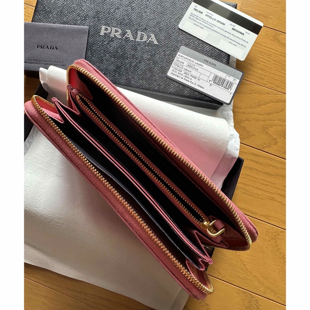 PRADA(プラダ)のプラダ　ピンク色長財布💕 レディースのファッション小物(財布)の商品写真