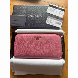 プラダ(PRADA)のプラダ　ピンク色長財布💕(財布)