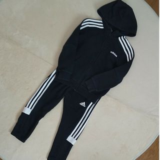 アディダス(adidas)のadidas　130cm　ジャージ　上下セット(ウェア)