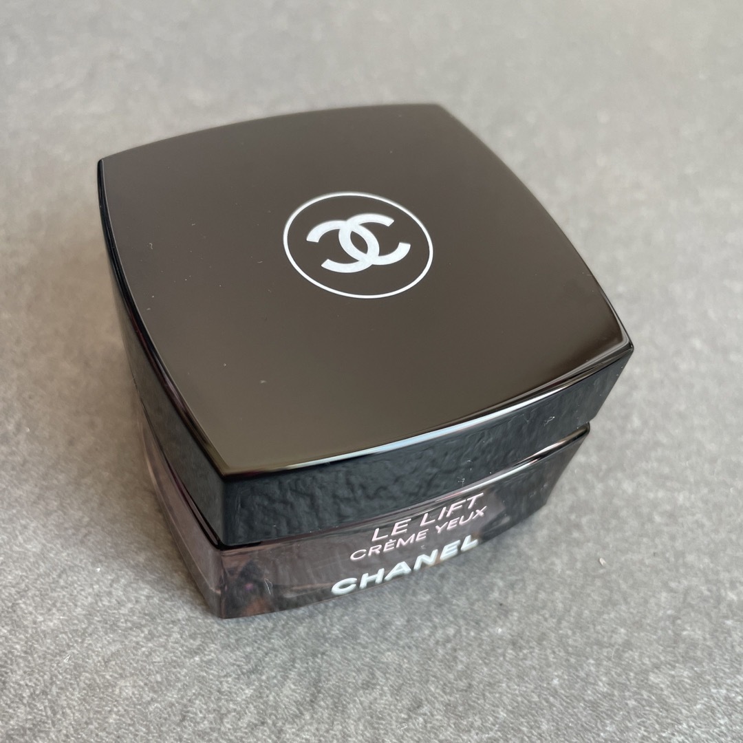 CHANEL(シャネル)のCHANEL シャネル　アイクリーム　空容器　 インテリア/住まい/日用品のインテリア小物(小物入れ)の商品写真