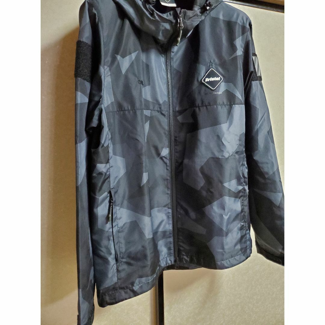 F.C.R.B.(エフシーアールビー)のFCRB  CAMOUFLAGE PRACTICE JACKET プラクティス メンズのジャケット/アウター(ナイロンジャケット)の商品写真