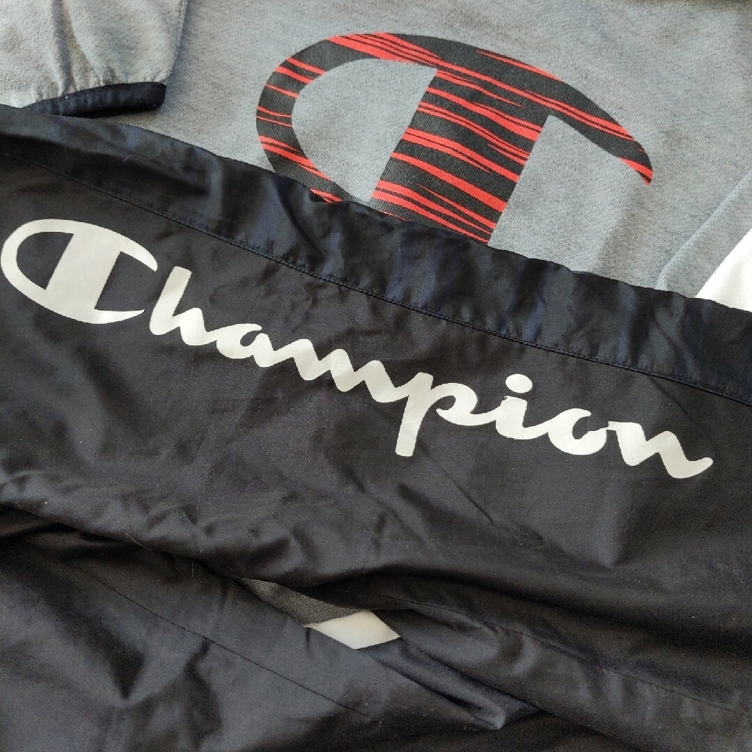 Champion(チャンピオン)のチャンピオン　男の子　上下セット　まとめ売り　130cm キッズ/ベビー/マタニティのキッズ服男の子用(90cm~)(Tシャツ/カットソー)の商品写真