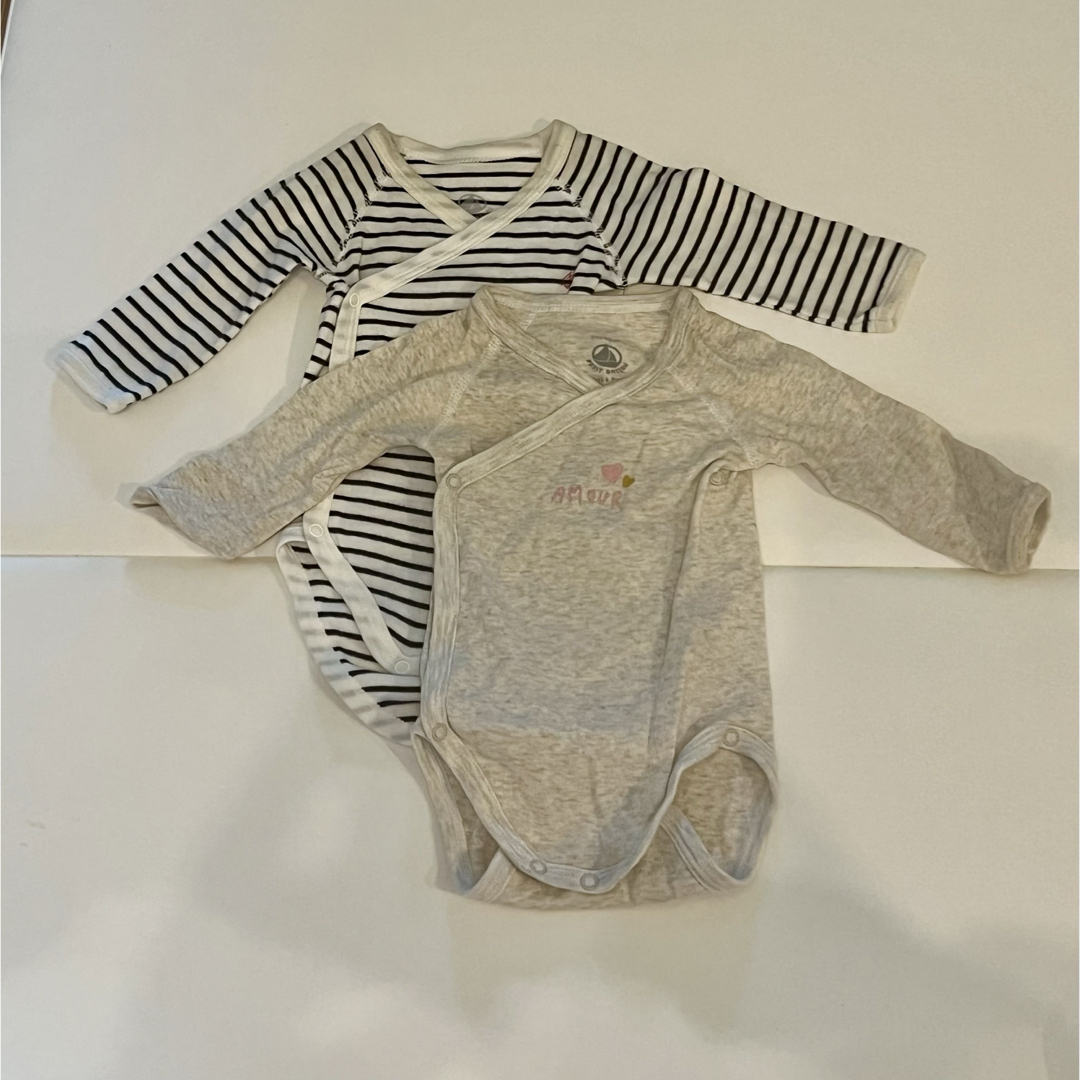 PETIT BATEAU(プチバトー)の３枚→５枚　プチバトー　長袖合わせボディ　3m 60センチ　5枚セット キッズ/ベビー/マタニティのベビー服(~85cm)(肌着/下着)の商品写真