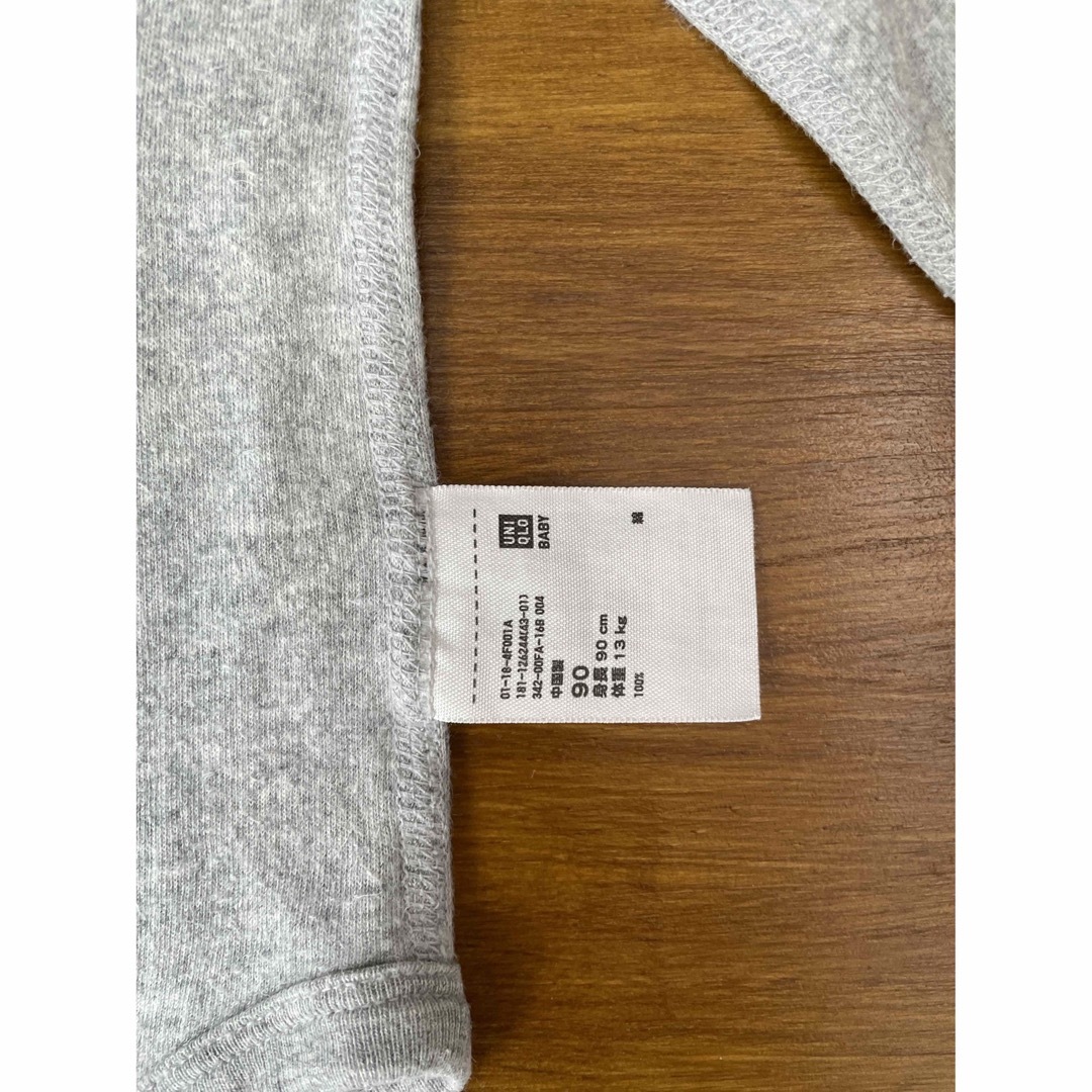 UNIQLO(ユニクロ)のぁー様　専用　UNIQLOロンパース肌着 キッズ/ベビー/マタニティのキッズ服男の子用(90cm~)(下着)の商品写真