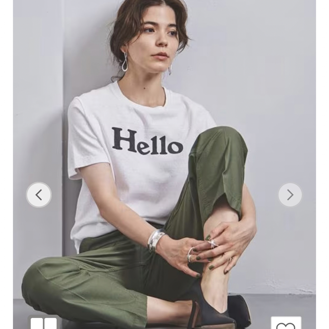 MADISONBLUE(マディソンブルー)のユナイテッドアローズ　＜MADISON BLUE＞HELLO ロゴ Tシャツ レディースのトップス(Tシャツ(半袖/袖なし))の商品写真