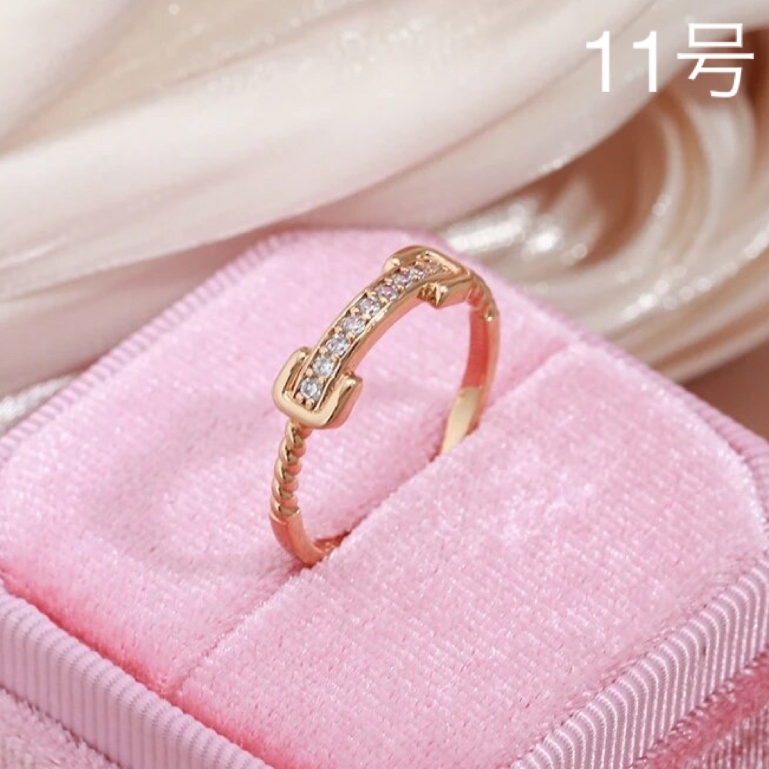 セール❣️【14KGP刻印585RG】ベルト バックル 小粒ジルコン 華奢リング レディースのアクセサリー(リング(指輪))の商品写真