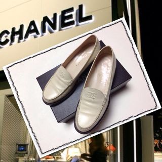 シャネル(CHANEL)の年中楽ちんローファー👣CC 39♡(ローファー/革靴)