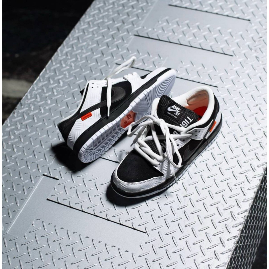 NIKE(ナイキ)の26.5 TIGHTBOOTH Nike SB Dunk Low タイトブース メンズの靴/シューズ(スニーカー)の商品写真