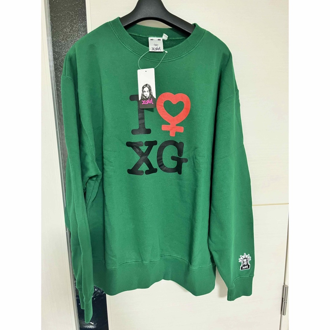 X-girl(エックスガール)の新品！X-GIRL★FEMINISM CREW SWEAT TOP トレーナー レディースのトップス(トレーナー/スウェット)の商品写真