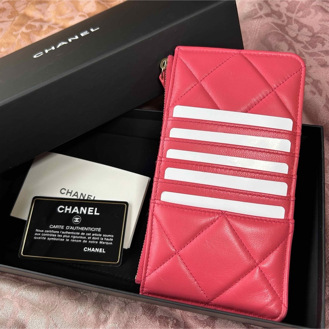 CHANEL シャネル19 カードケース フラグメントケース スリムウォレット