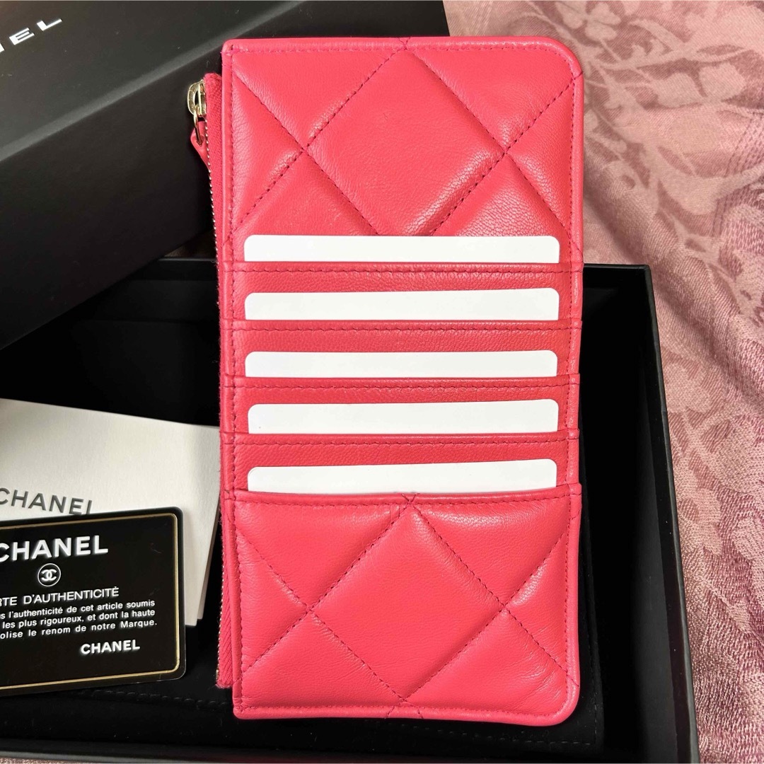 CHANEL シャネル19 カードケース フラグメントケース スリムウォレット