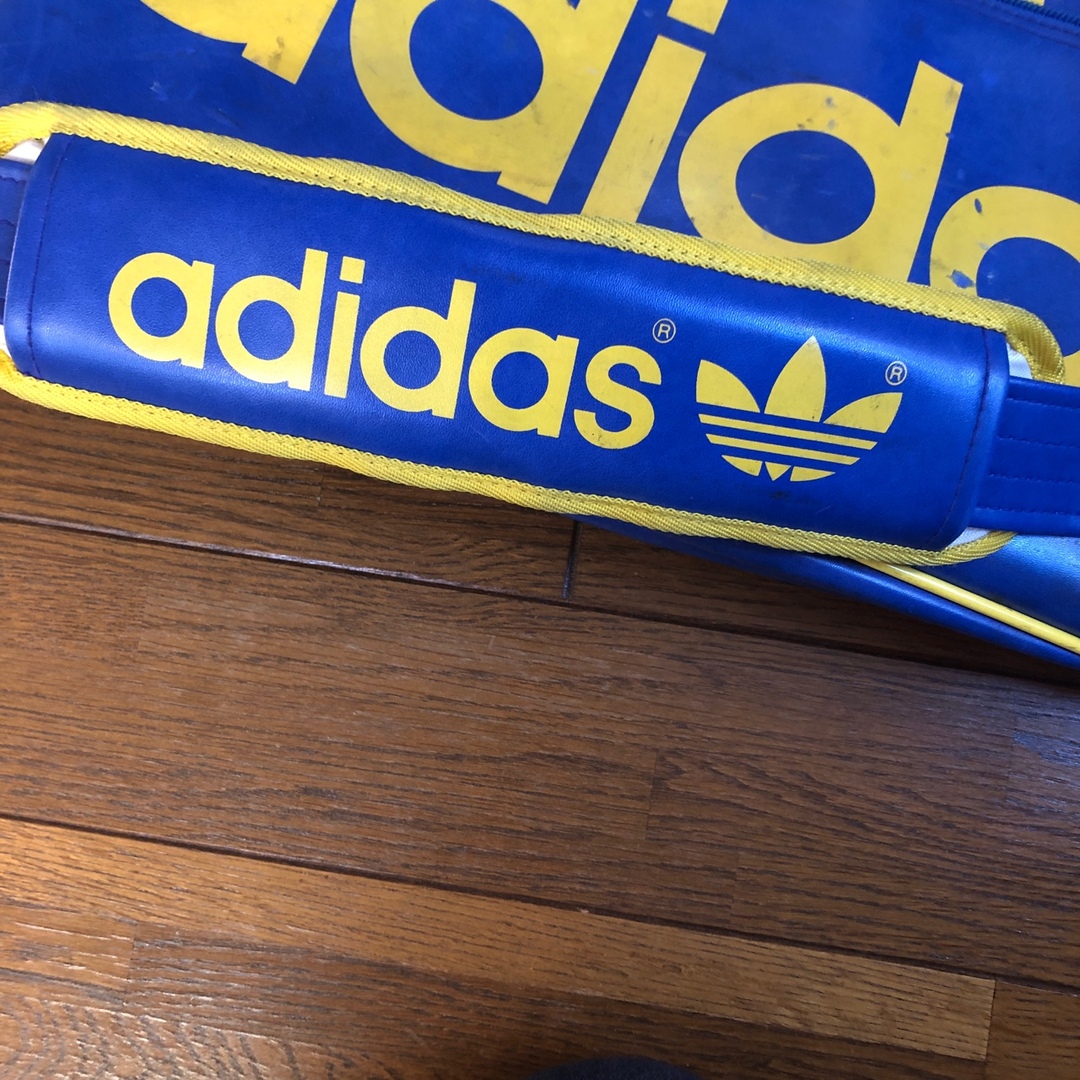 adidas(アディダス)のスポーツ　サッカー　フットサル　adidas スポーツバッグ メンズのバッグ(ショルダーバッグ)の商品写真