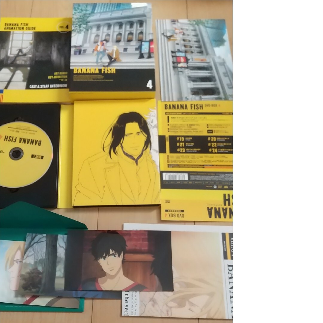 SEAL限定商品】 【ナツ】BANANA 完全生産限定版 DVD全4巻 特典付 FISH SEAL限定商品】 【ナツ】BANANA 完全生産限定版 DVD全4巻 特典付 FISH
