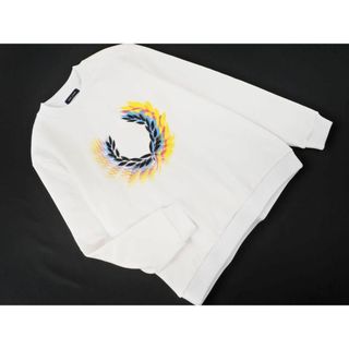 フレッドペリー(FRED PERRY)のFRED PERRY フレッドペリー M7529 Process Colour 裏起毛 ビックロゴ プリント スウェット sizeL/白 ◇■◎メンズ(スウェット)