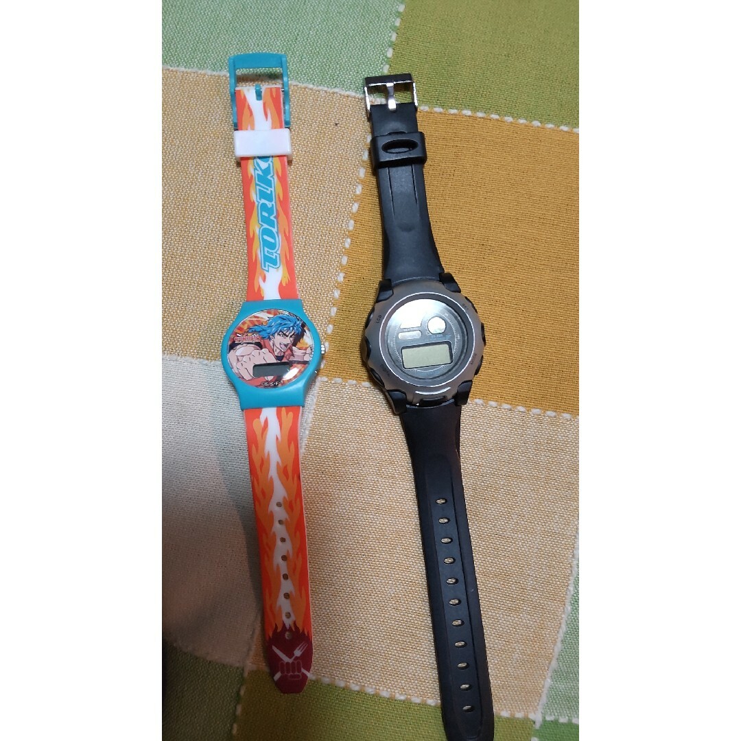 腕時計　２つ キッズ/ベビー/マタニティのこども用ファッション小物(腕時計)の商品写真