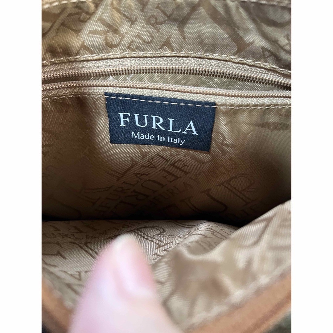 Furla(フルラ)のFURLA ミニバック　スエード　茶色　蝶 レディースのバッグ(ハンドバッグ)の商品写真