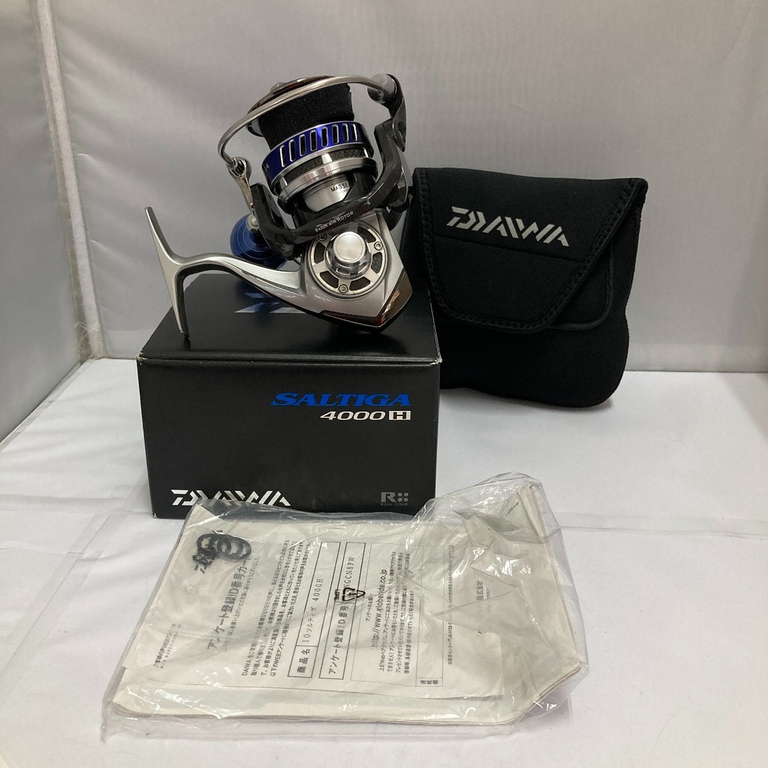 DAIWA(ダイワ)の□□DAIWA ダイワ 10ソルティガ 4000H 00059523 スポーツ/アウトドアのフィッシング(リール)の商品写真