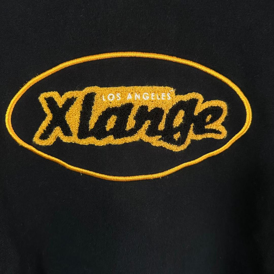 【大人気モデル】XLARGE スウェットL パイル地ロゴ センターロゴ
