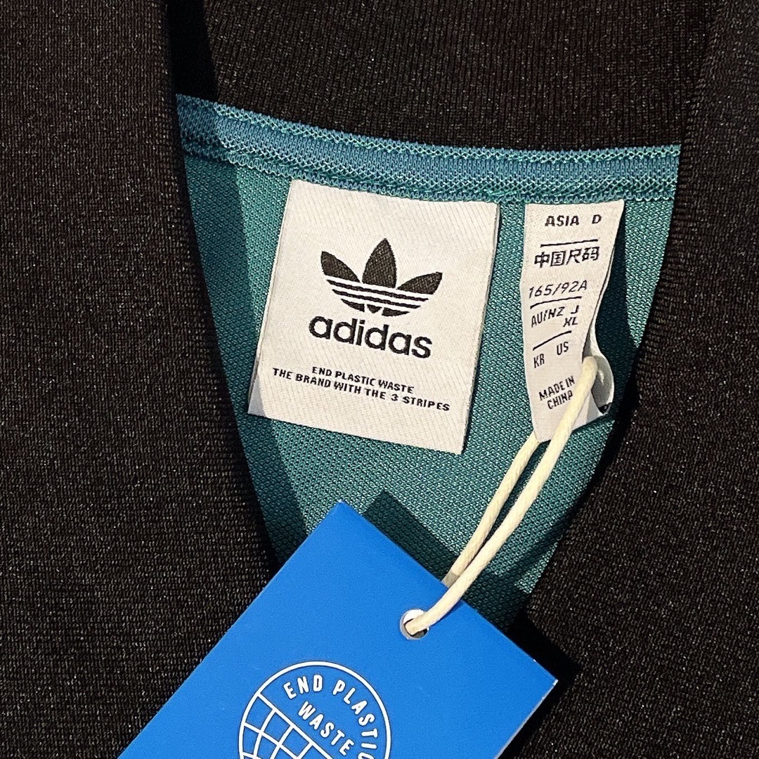 adidas(アディダス)のアディダス 新品 XL レトロ グリーン ポロシャツ Tシャツ ジャージ ゴルフ レディースのトップス(ポロシャツ)の商品写真