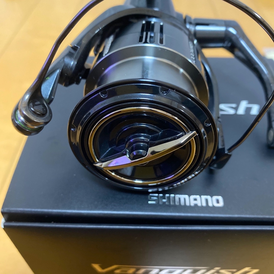 SHIMANO(シマノ)のシマノ　19ヴァンキッシュ4000MHG スポーツ/アウトドアのフィッシング(リール)の商品写真