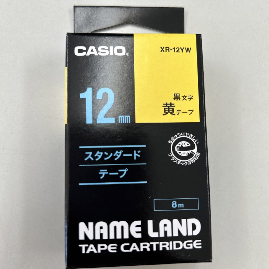 CASIO(カシオ)のカシオネームランドテープカートリッジ XR-12YW(1コ入) インテリア/住まい/日用品のオフィス用品(OA機器)の商品写真