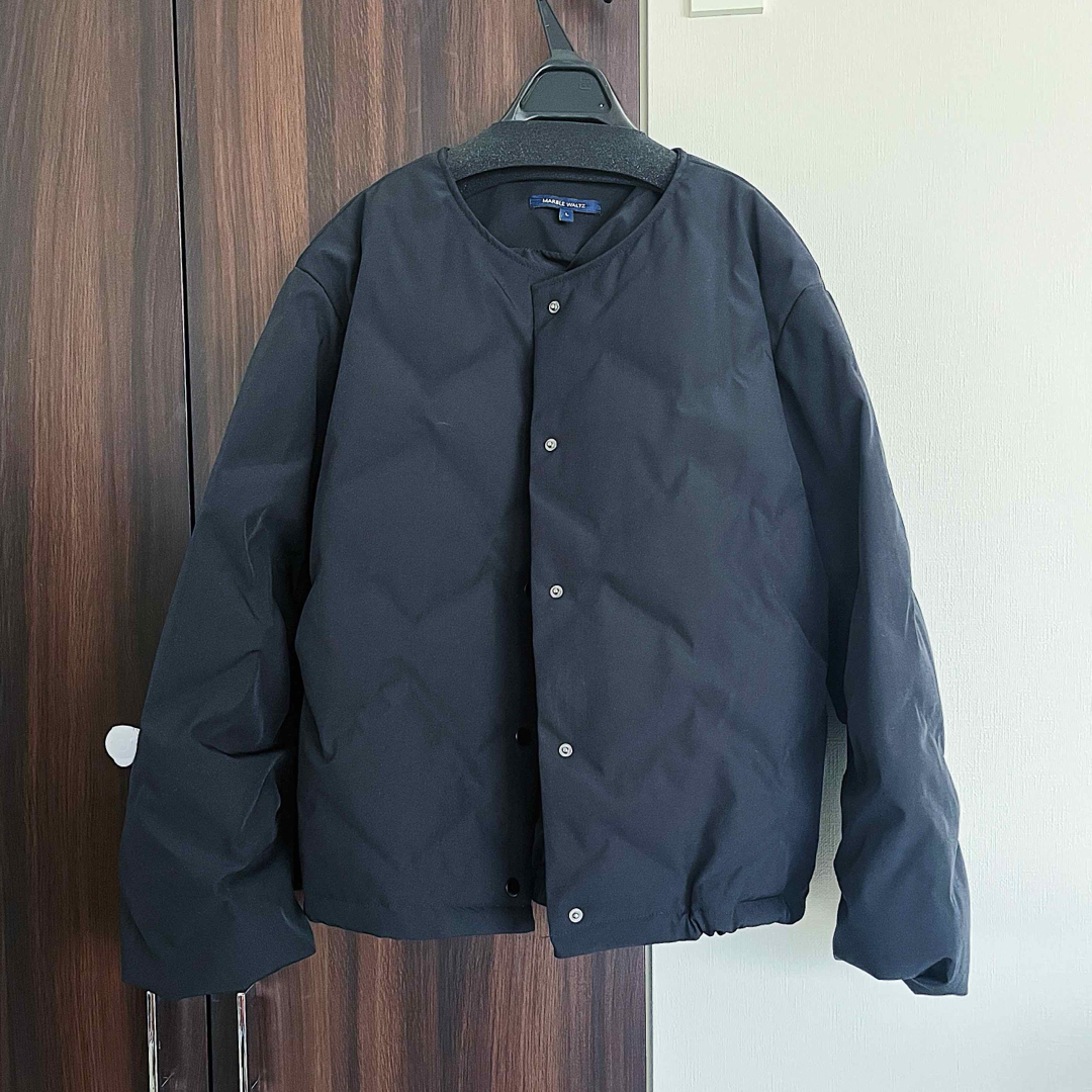 ［限定値下げ］ノーカラーシームレスダウンコート レディースのジャケット/アウター(ダウンコート)の商品写真