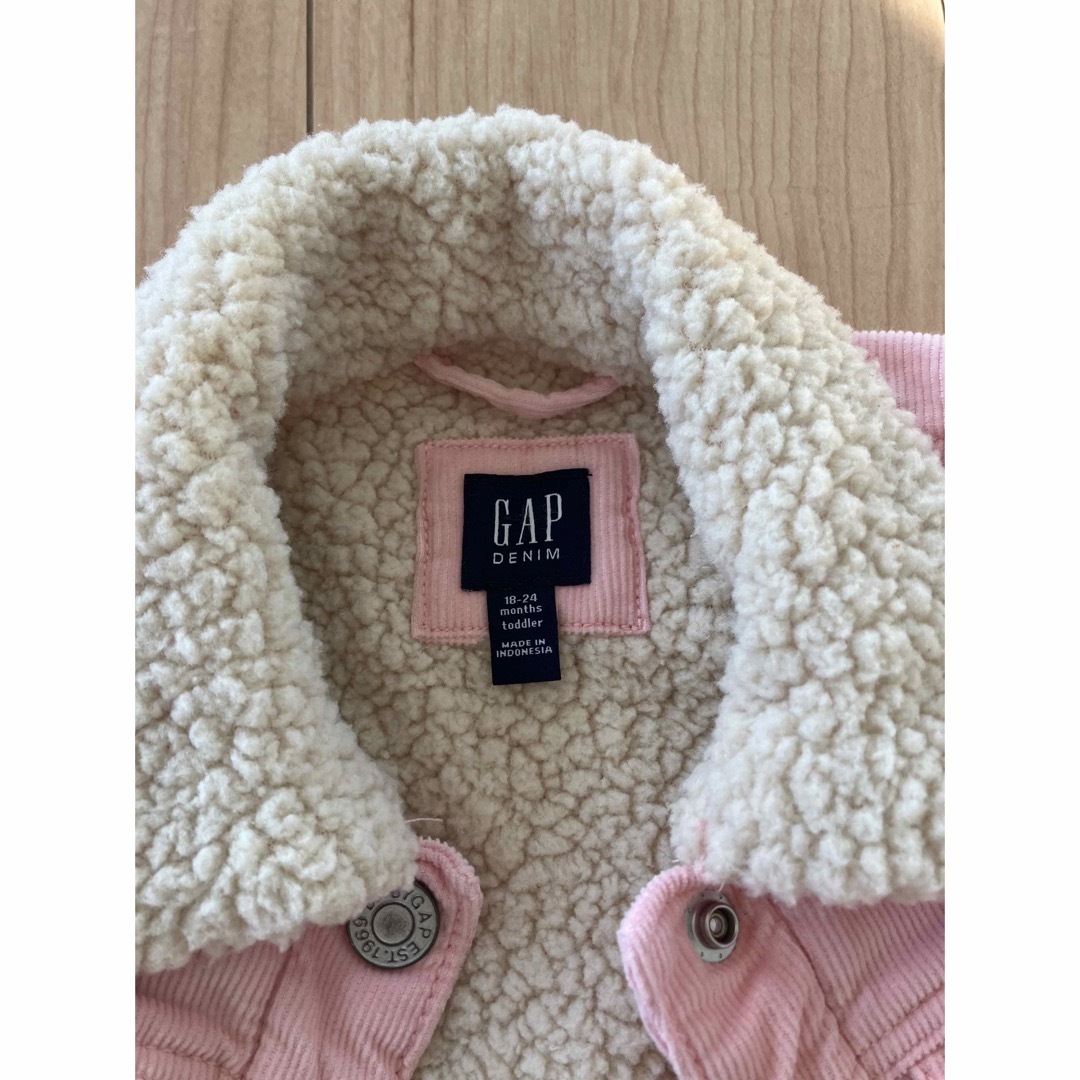 GAP Kids(ギャップキッズ)のGap もこもこジャケット キッズ/ベビー/マタニティのベビー服(~85cm)(ジャケット/コート)の商品写真