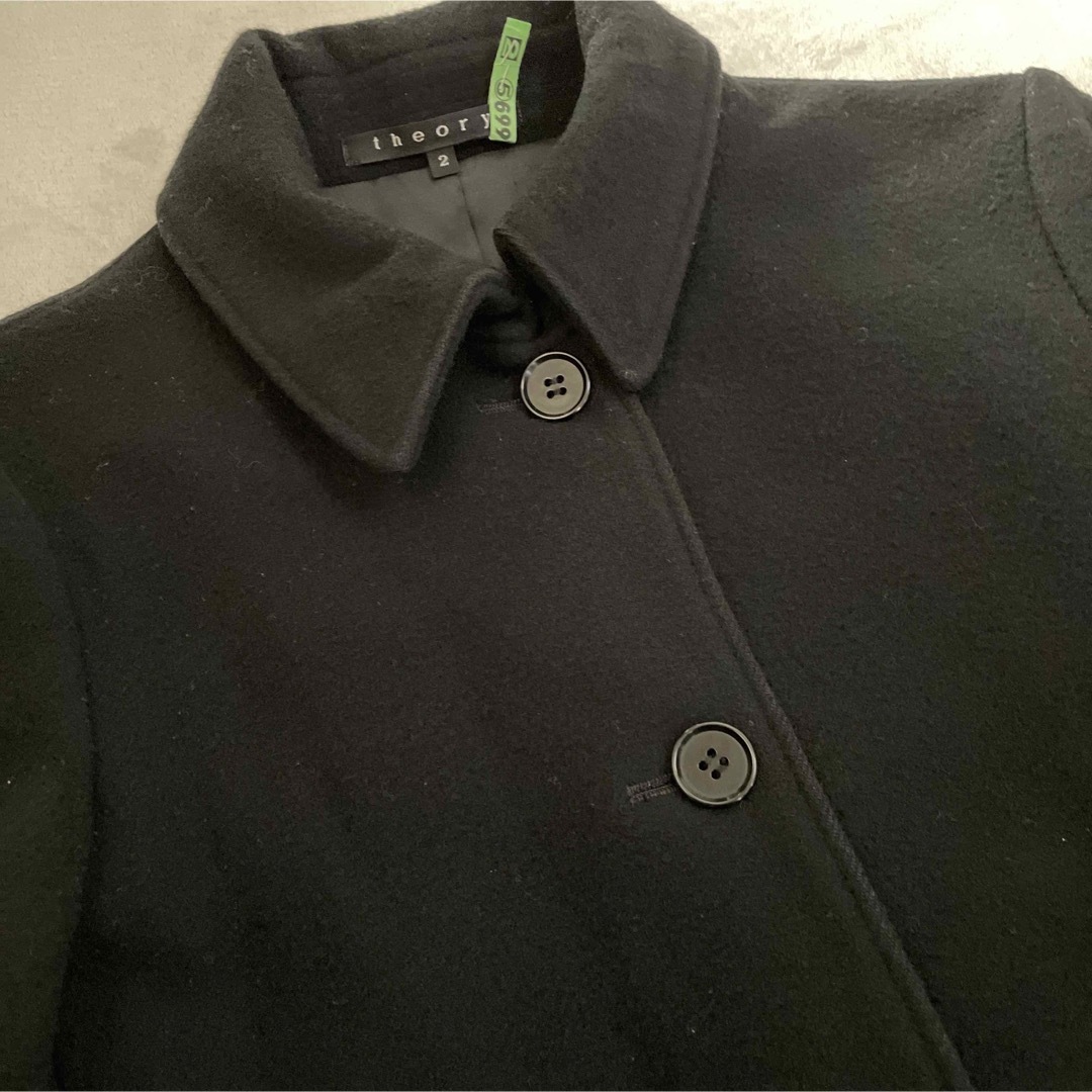 theory(セオリー)のTheory セオリー コート ブラック ベルト付　サイズ2 レディースのジャケット/アウター(ピーコート)の商品写真
