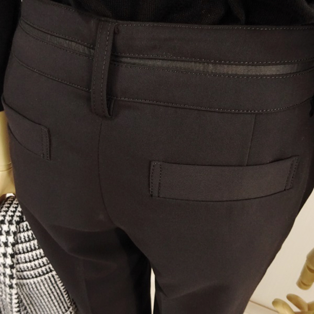 未使用 ANNA LUNA センタープレス パンツ 黒 M L  きれいめ 大人 レディースのパンツ(その他)の商品写真