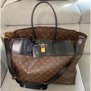 ルイヴィトン(LOUIS VUITTON)の年末タイムセール！　ルイヴィトン　モノグラム　シティスティーマXXL(ショルダーバッグ)