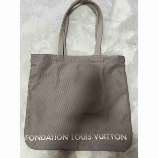 VUITTON　シンプルデザイン　トートバッグ　保存袋付き　断捨離中