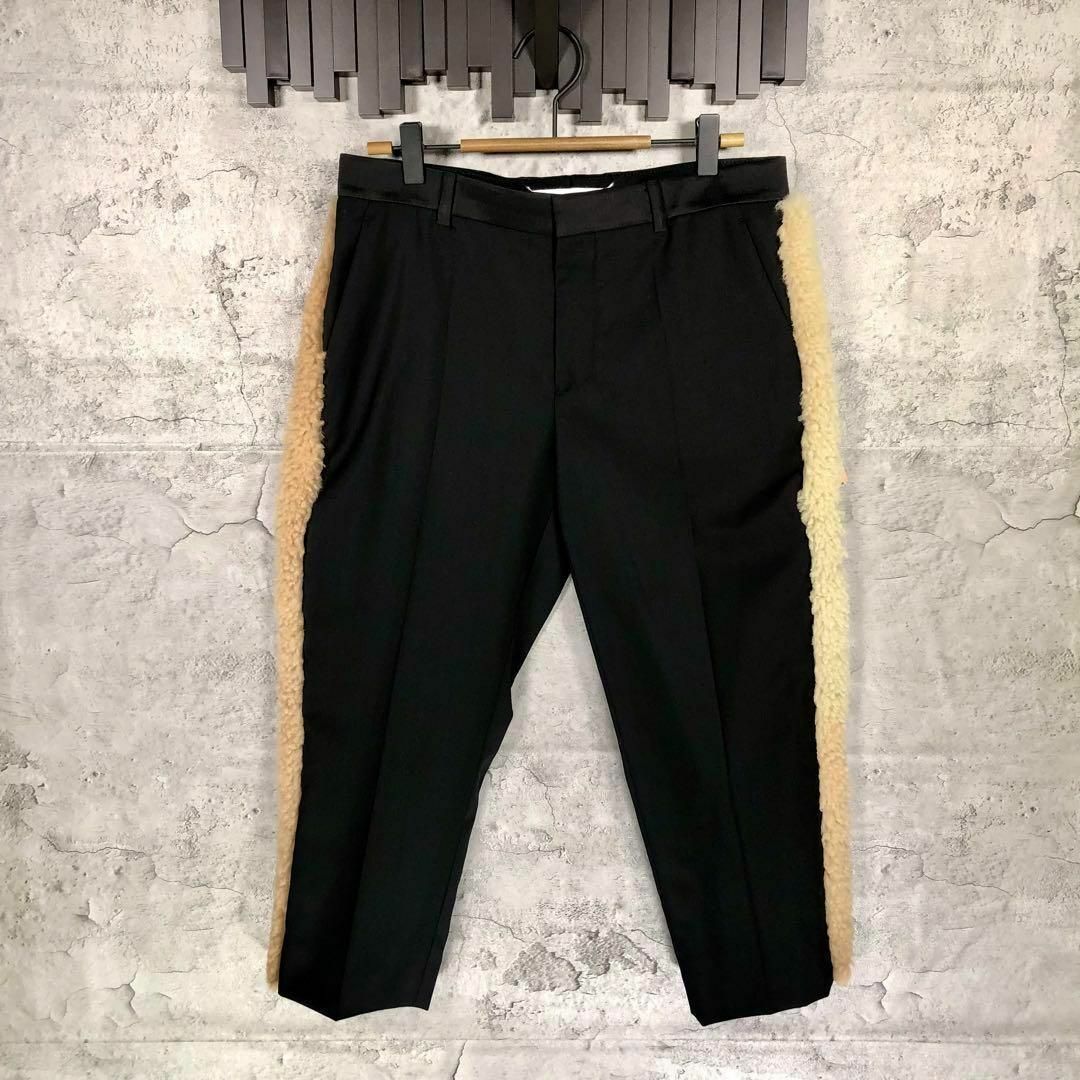 Maison Martin Margiela(マルタンマルジェラ)の『Maison Margiela』マルジェラ(38)ボアラインクロップドパンツ レディースのパンツ(クロップドパンツ)の商品写真