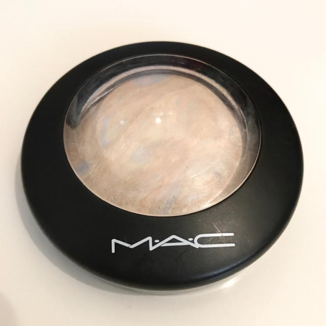 MAC(マック)のMAC ミネラライズ スキンフィニッシュ パウダー ライトスカペート コスメ/美容のベースメイク/化粧品(フェイスパウダー)の商品写真