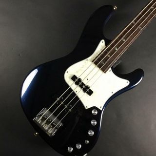 激鳴り ギブソンサンダーバード 希少クラシックホワイト Gibsonbass