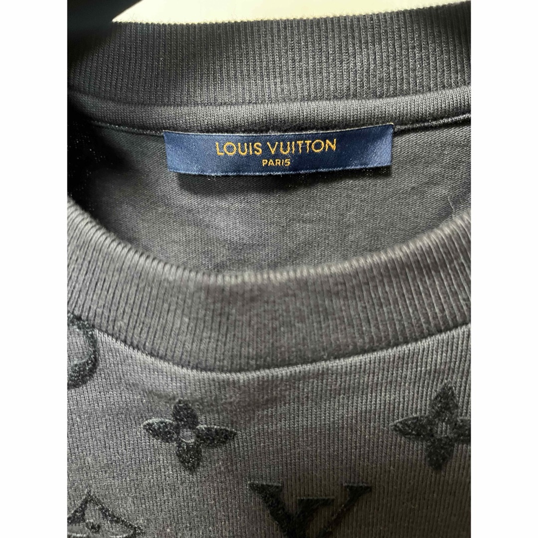 louis vuitton モノグラム　ロゴ　Tシャツ